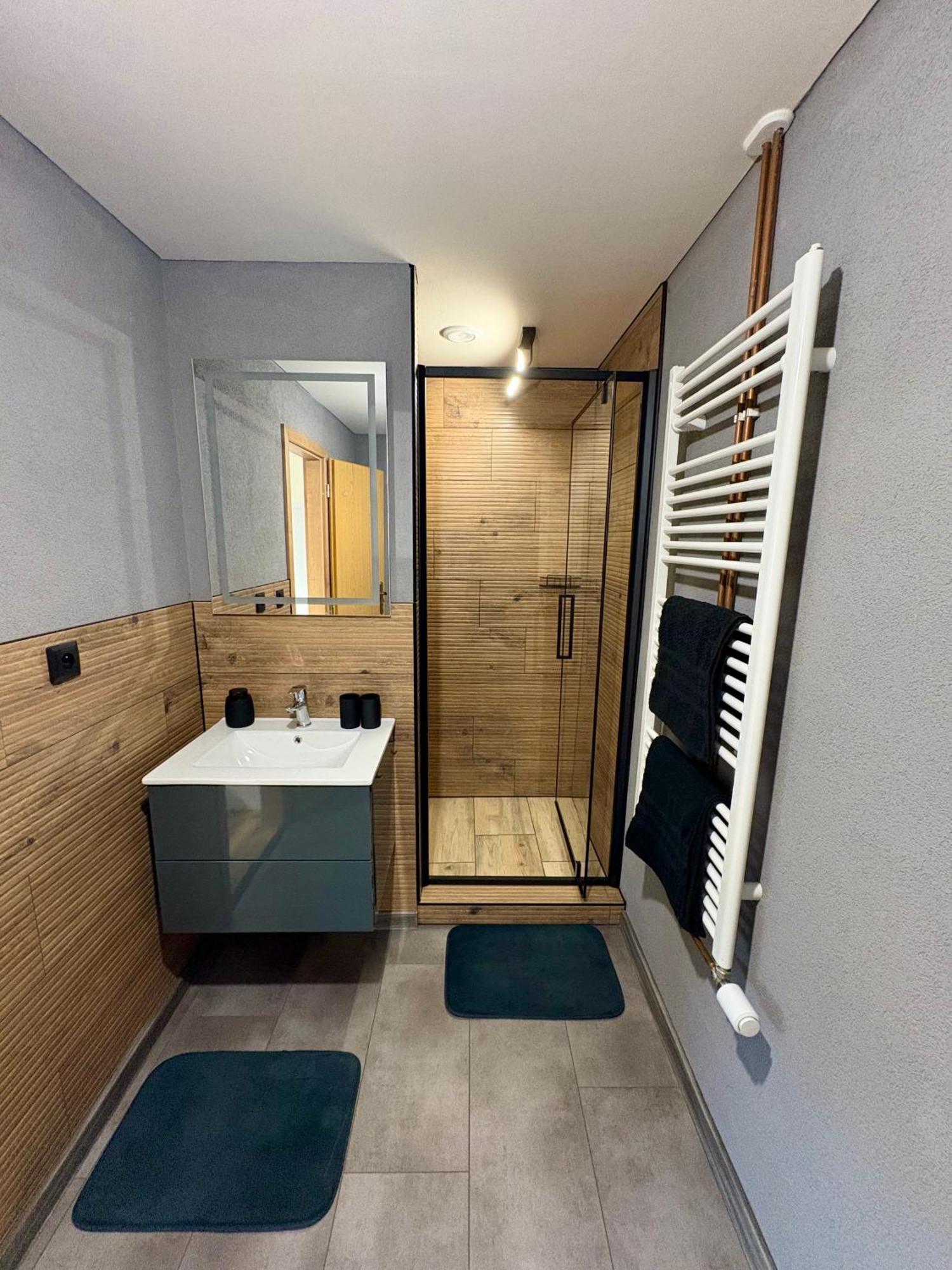Apartmany Faunapark リポヴァー・ラーズニェ エクステリア 写真